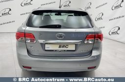 Toyota Avensis 1.8 Valvematic Linea Sol 2012 full