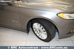 Ford Fusion Plug-in Hybrid Titanium Automatas 2014 full
