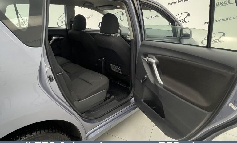 Toyota Verso 1.6 Luna 2010 full