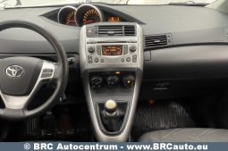 Toyota Verso 1.6 Luna 2010 full