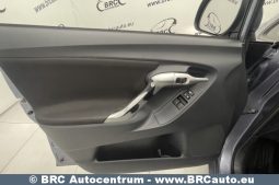 Toyota Verso 1.6 Luna 2010 full