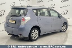 Toyota Verso 1.6 Luna 2010 full