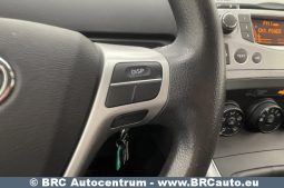 Toyota Verso 1.6 Luna 2010 full