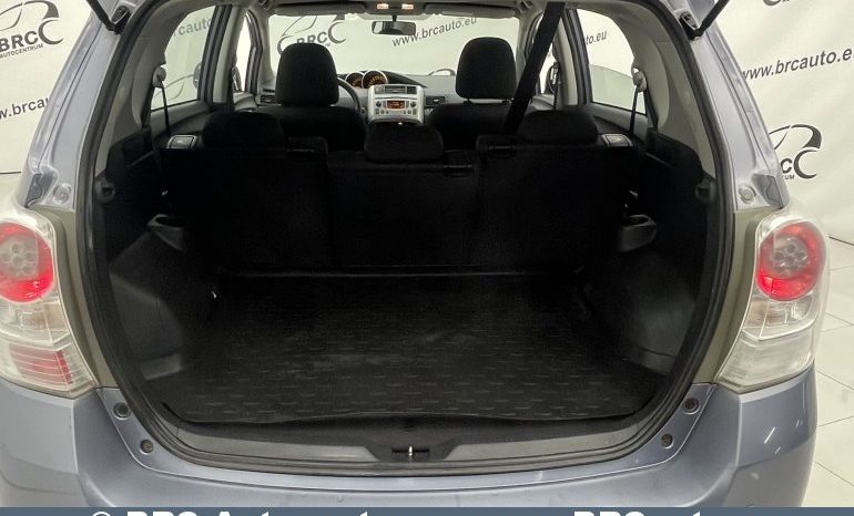 Toyota Verso 1.6 Luna 2010 full