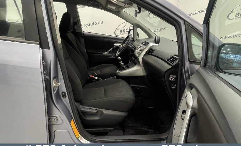 Toyota Verso 1.6 Luna 2010 full