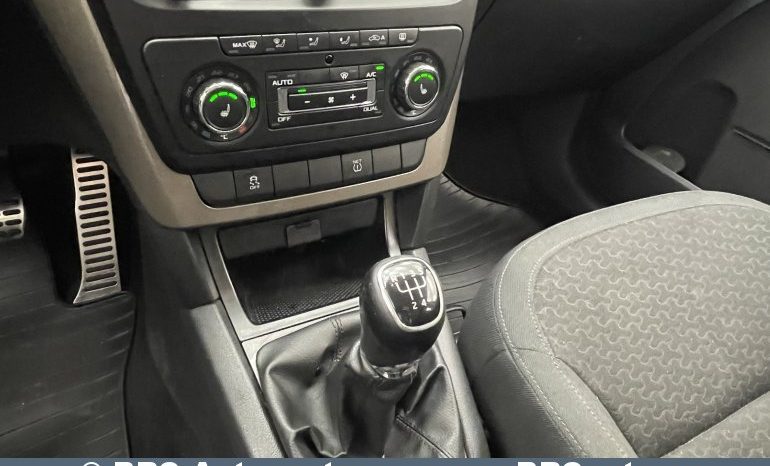 Skoda Yeti 2.0 TDI Elegance 2014 full