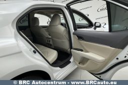 Toyota Camry Hybrid Automatas 2022 full