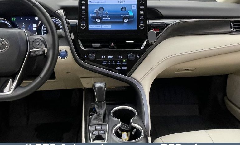 Toyota Camry Hybrid Automatas 2022 full