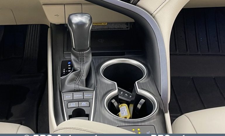 Toyota Camry Hybrid Automatas 2022 full
