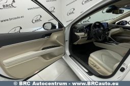 Toyota Camry Hybrid Automatas 2022 full