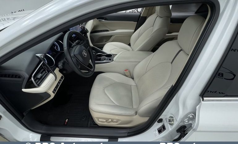 Toyota Camry Hybrid Automatas 2022 full