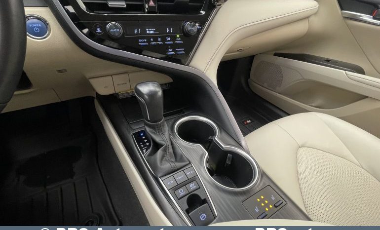 Toyota Camry Hybrid Automatas 2022 full
