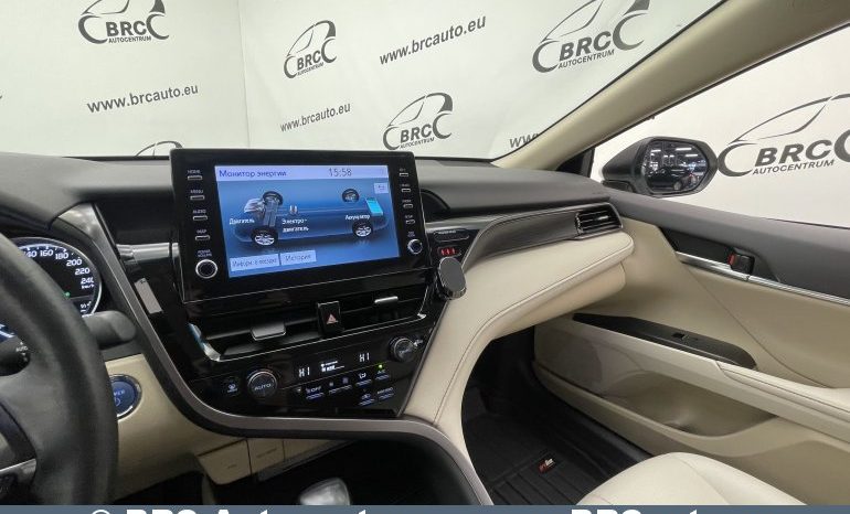 Toyota Camry Hybrid Automatas 2022 full