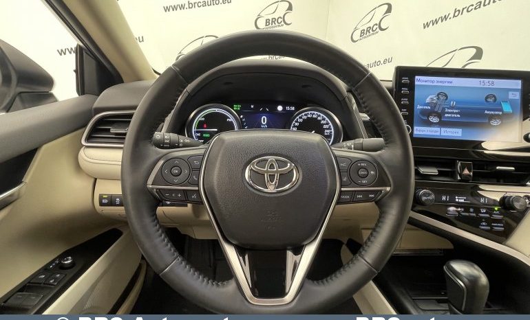 Toyota Camry Hybrid Automatas 2022 full