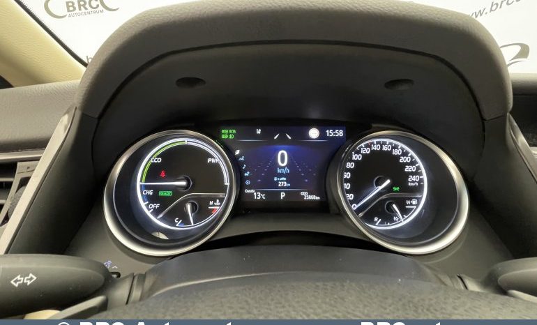Toyota Camry Hybrid Automatas 2022 full