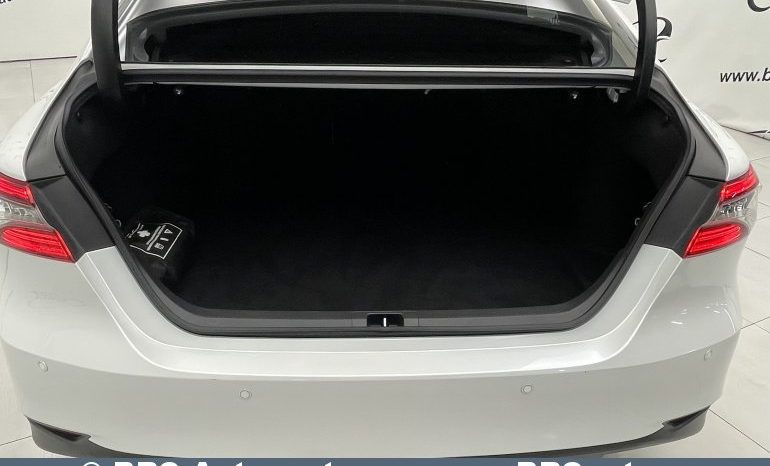 Toyota Camry Hybrid Automatas 2022 full