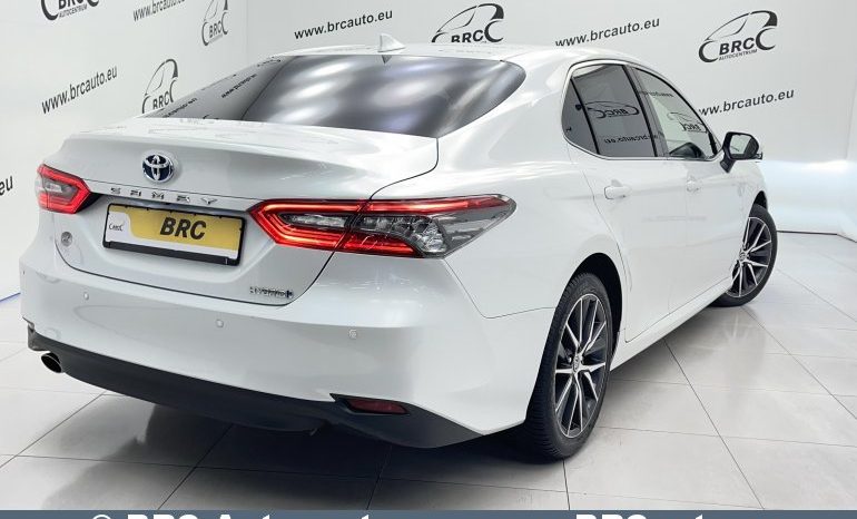 Toyota Camry Hybrid Automatas 2022 full