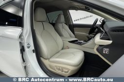 Toyota Camry Hybrid Automatas 2022 full