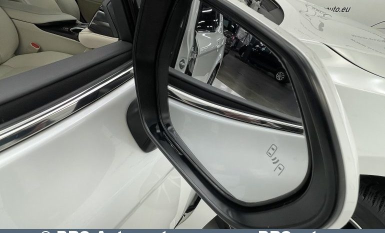 Toyota Camry Hybrid Automatas 2022 full