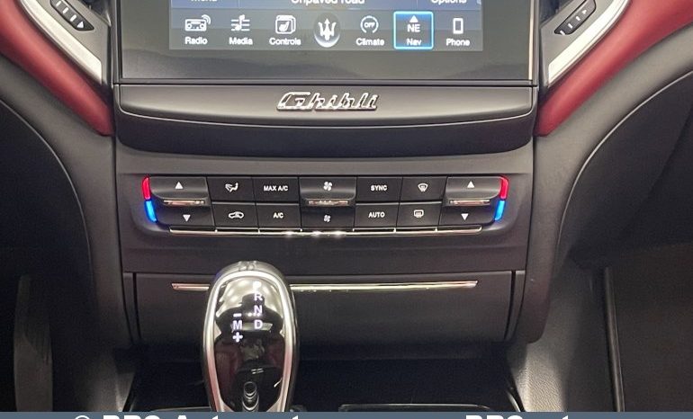 Maserati Ghibli 3.0 V6 BiTurbo Automatas 2017 full