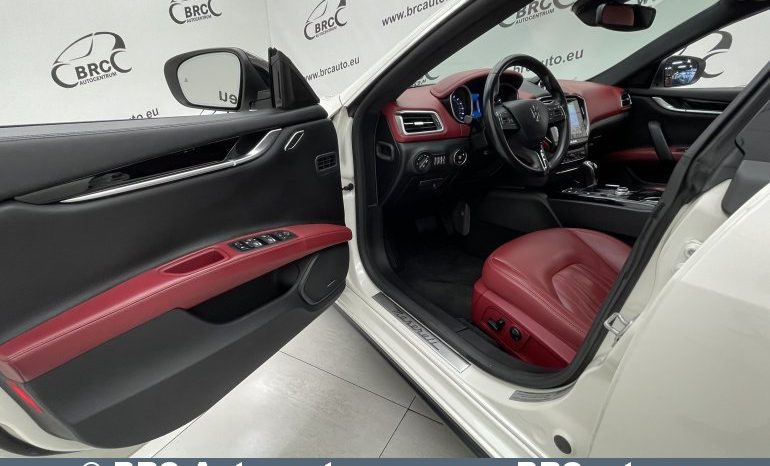 Maserati Ghibli 3.0 V6 BiTurbo Automatas 2017 full
