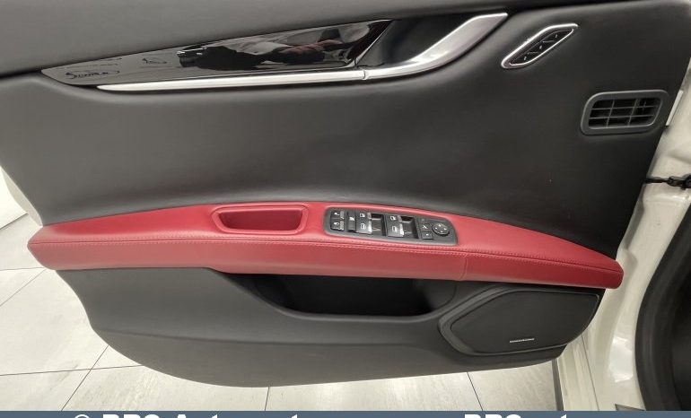 Maserati Ghibli 3.0 V6 BiTurbo Automatas 2017 full