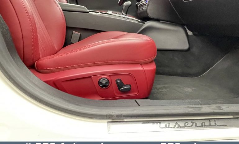 Maserati Ghibli 3.0 V6 BiTurbo Automatas 2017 full