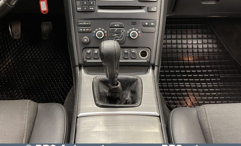 Volvo XC 90 2.4 D5 AWD 2010 full