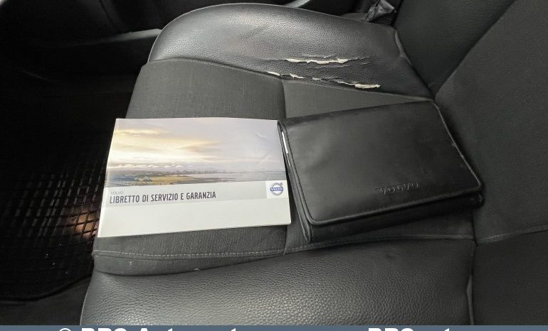 Volvo XC 90 2.4 D5 AWD 2010 full