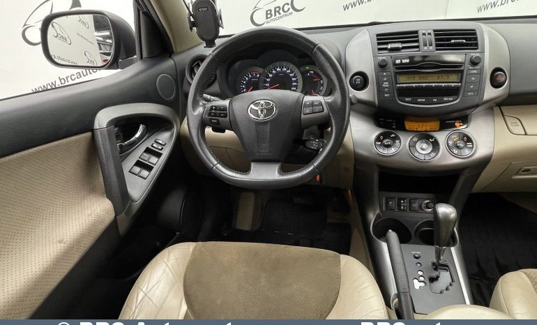 Toyota RAV 4 2.0 VVT-i Luxury Automatas 2011 full