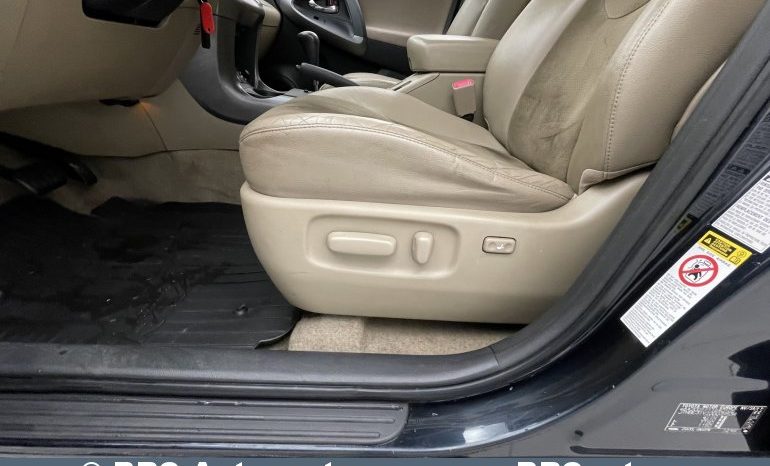 Toyota RAV 4 2.0 VVT-i Luxury Automatas 2011 full