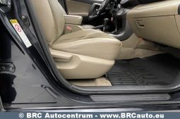 Toyota RAV 4 2.0 VVT-i Luxury Automatas 2011 full
