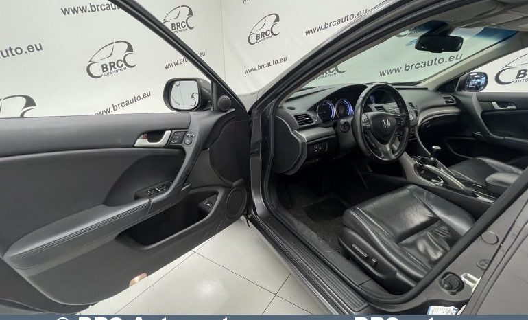 Honda Accord 2.2 i-DTEC 2011 full