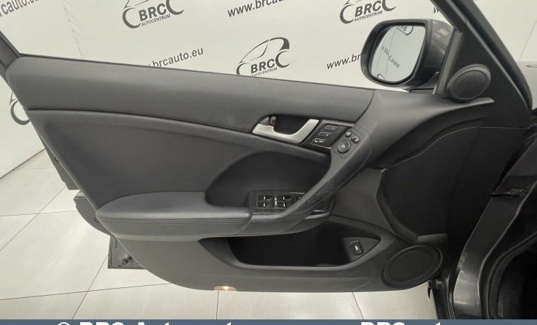 Honda Accord 2.2 i-DTEC 2011 full