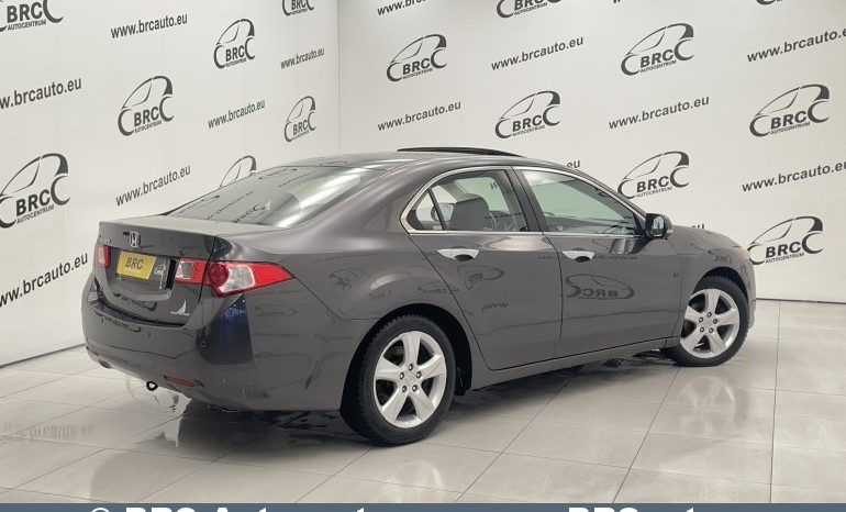Honda Accord 2.2 i-DTEC 2011 full