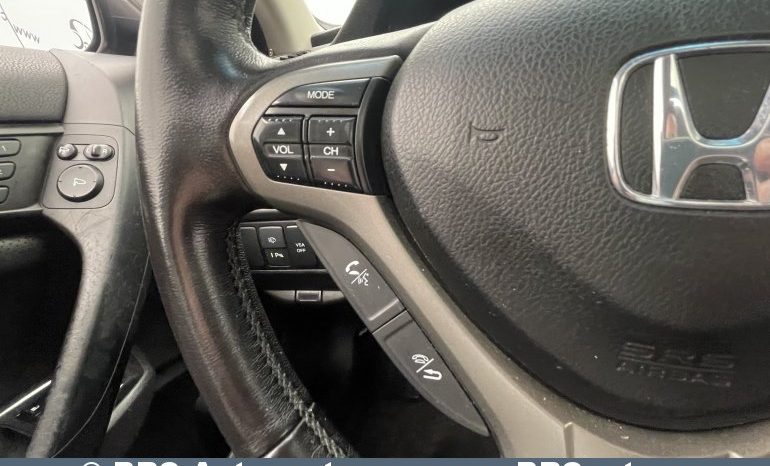 Honda Accord 2.2 i-DTEC 2011 full
