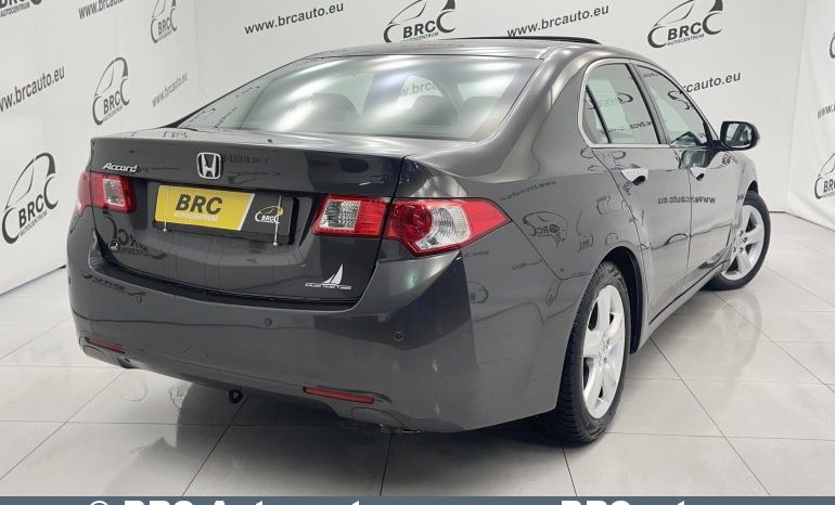 Honda Accord 2.2 i-DTEC 2011 full
