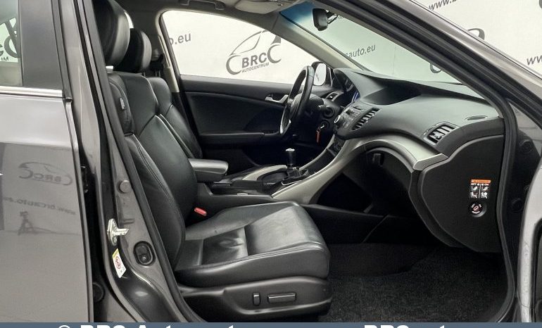 Honda Accord 2.2 i-DTEC 2011 full