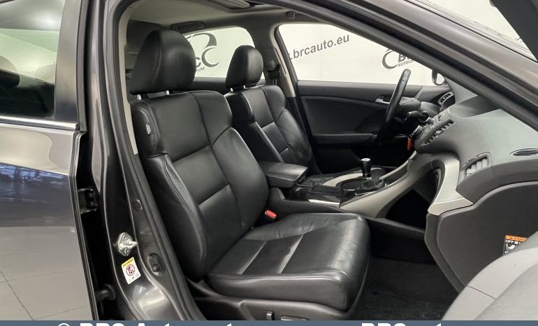 Honda Accord 2.2 i-DTEC 2011 full