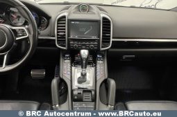 Porsche Cayenne S Automatas 2015 full