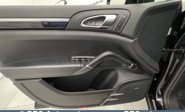 Porsche Cayenne S Automatas 2015 full