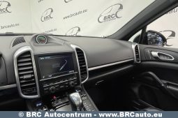 Porsche Cayenne S Automatas 2015 full