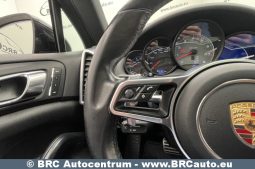 Porsche Cayenne S Automatas 2015 full