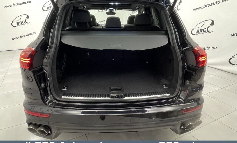 Porsche Cayenne S Automatas 2015 full