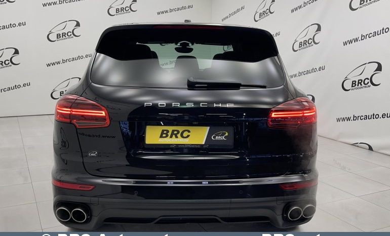 Porsche Cayenne S Automatas 2015 full