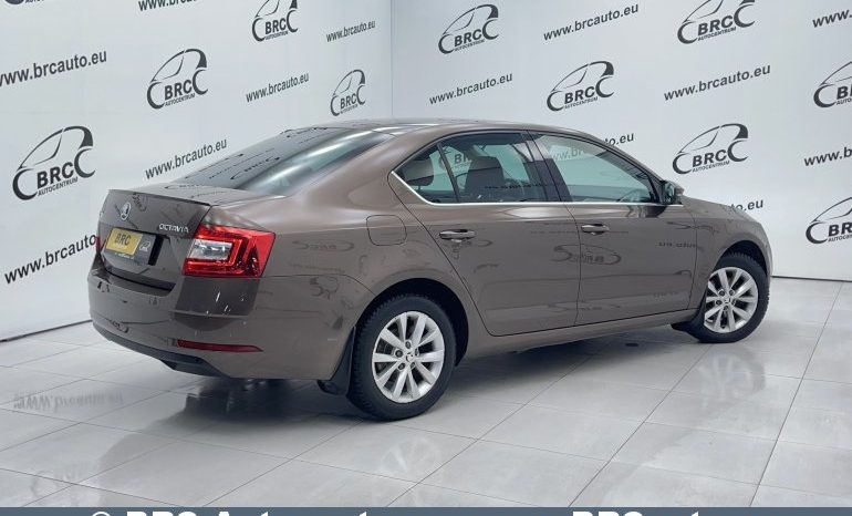Skoda Octavia 1.5 TSI Automatas 2019 full