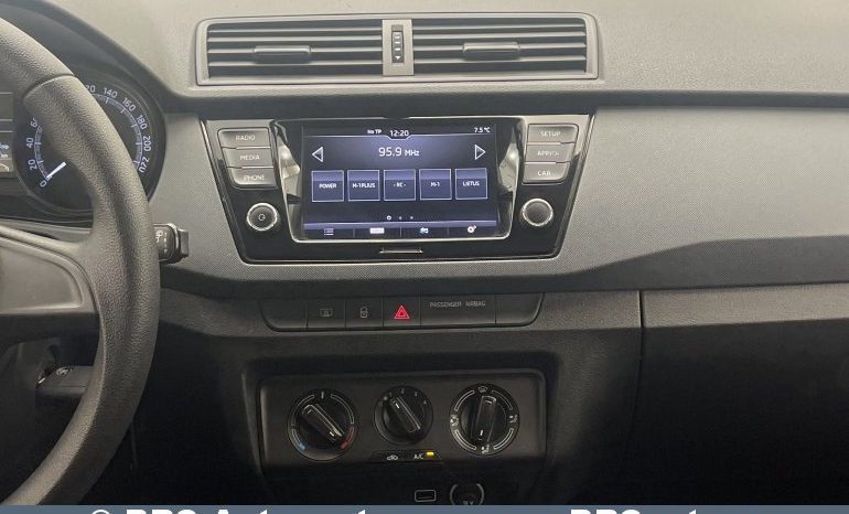 Skoda Fabia 1.0 MPI 2019 full