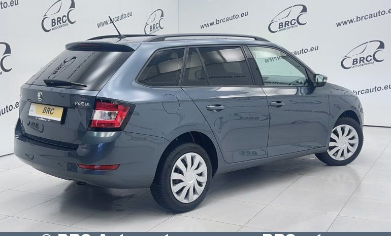 Skoda Fabia 1.0 MPI 2019 full