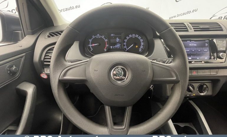 Skoda Fabia 1.0 MPI 2019 full
