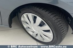 Skoda Fabia 1.0 MPI 2019 full
